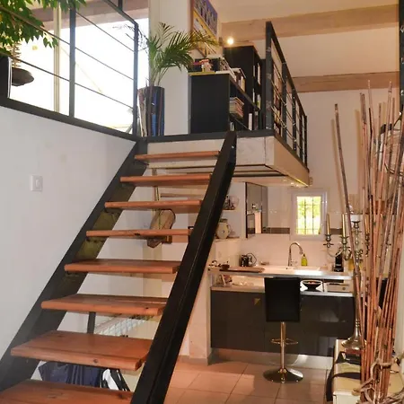 Holiday home 3 Bedroom Amazing In Villetelle