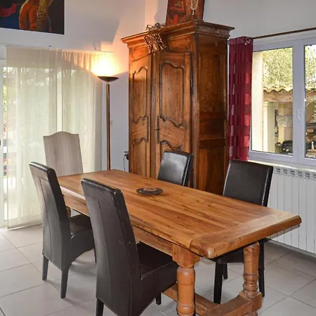 3 Bedroom Amazing In Villetelle