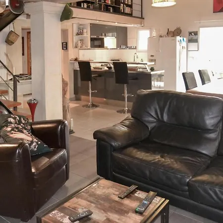 3 Bedroom Amazing In Holiday home *
