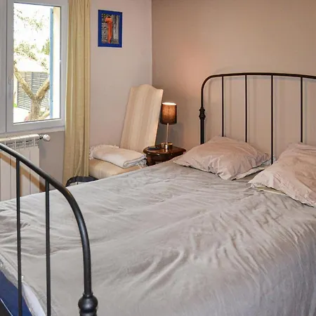 3 Bedroom Amazing In Villetelle
