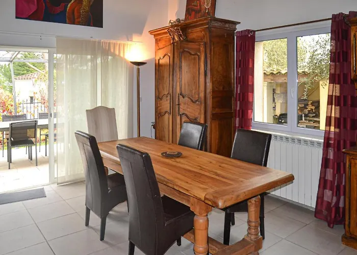 3 Bedroom Amazing In Villetelle